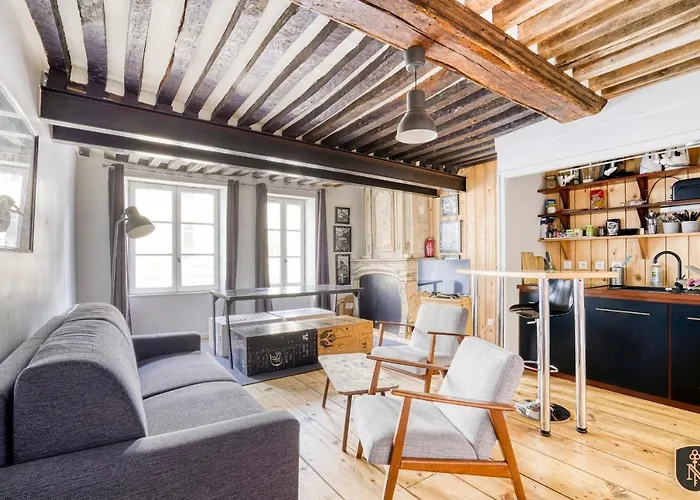 Charming Apartment In Hyper Center