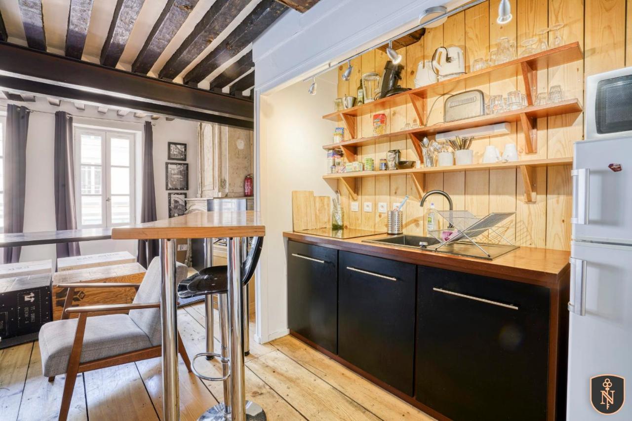 Charming In Hyper Center Apartment *
